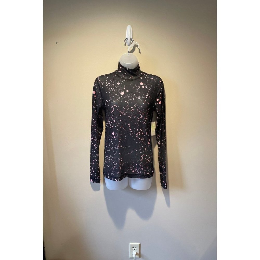 S BP‎ Layering Top